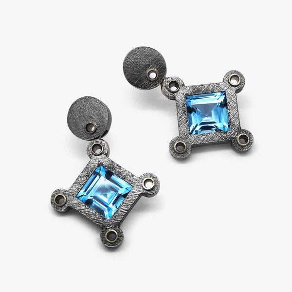 TOPAZ URSA MINOR STUD EARRINGS